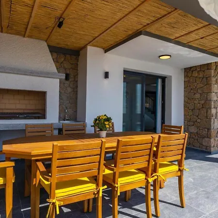 Villa ölüdeniz 4 Bedroom With Private Pool Hot Tub Fethiye