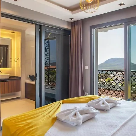 Oeluedeniz 4 Bedroom With Private Pool Hot Tub فيلة فتحية