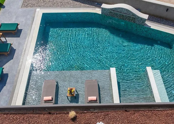 Villa ölüdeniz 4 Bedroom With Private Pool Hot Tub Fethiye