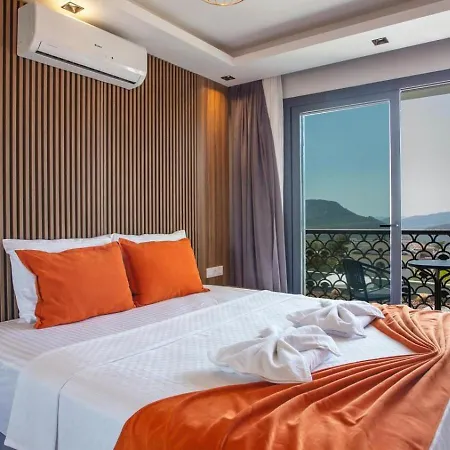 Oeluedeniz 4 Bedroom With Private Pool Hot Tub *