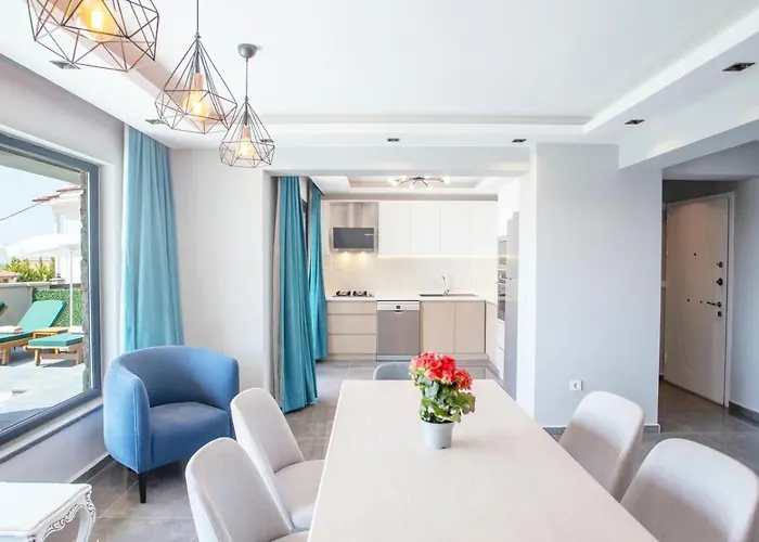 Oeluedeniz 4 Bedroom With Private Pool Hot Tub فيلة فتحية