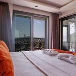 Oeluedeniz 4 Bedroom With Private Pool Hot Tub 别墅 *