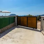Oeluedeniz 4 Bedroom With Private Pool Hot Tub Fethiye
