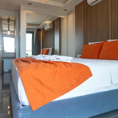 Oeluedeniz 4 Bedroom With Private Pool Hot Tub Villa Fethiye